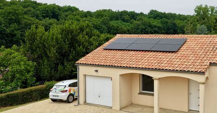 Panneaux solaires photovoltaïques en toiture